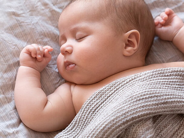 How much sleep does a baby need? How much sleep does a baby need?