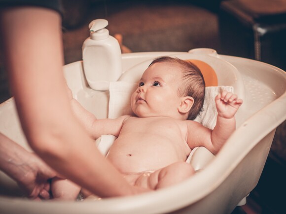 نصائح مفيدة لحمام هادئ لطفلكِ الرضيع