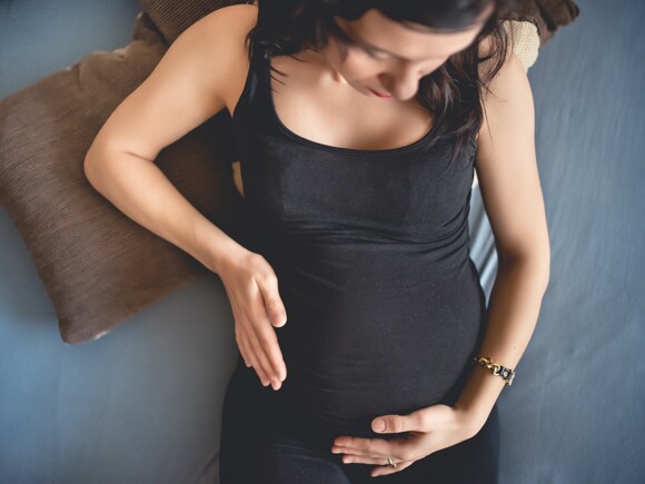 كيف تكون حركة الجنين أثناء الحمل؟
