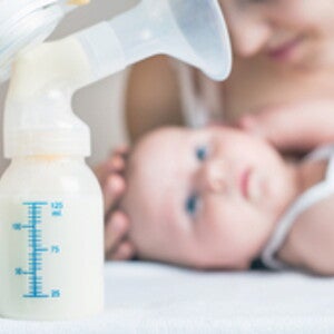 How to help your baby adjust to other ways of feeding?