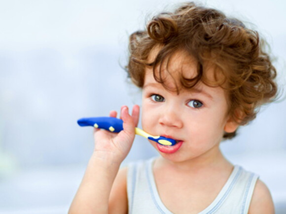 قائمة مرجعية خاصة بالعناية بأسنان الأطفال