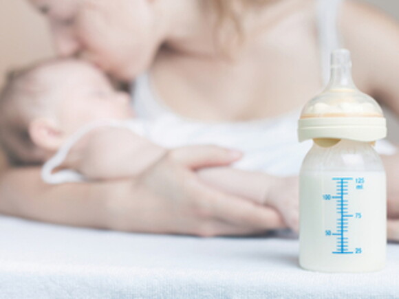 ما الفرق بين حساسية الحليب وحساسية اللاكتوز عند الرضع؟